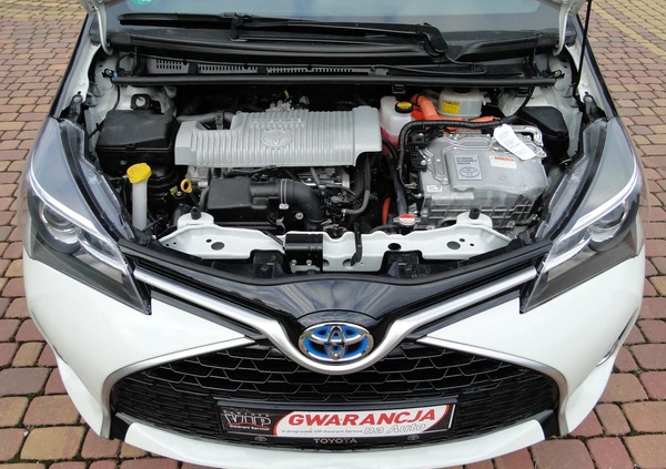 Toyota Yaris cena 60999 przebieg: 9475, rok produkcji 2017 z Kielce małe 781